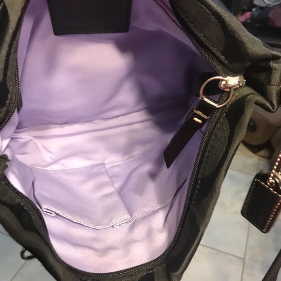 Coach Purse...SOLD SOMEWHERE ELSE.. - Picture 7 of 8